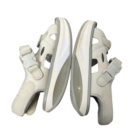 MBT Kisumu W White Sandals Leather Adjustable Size 7.5 - Picture 5 of 8